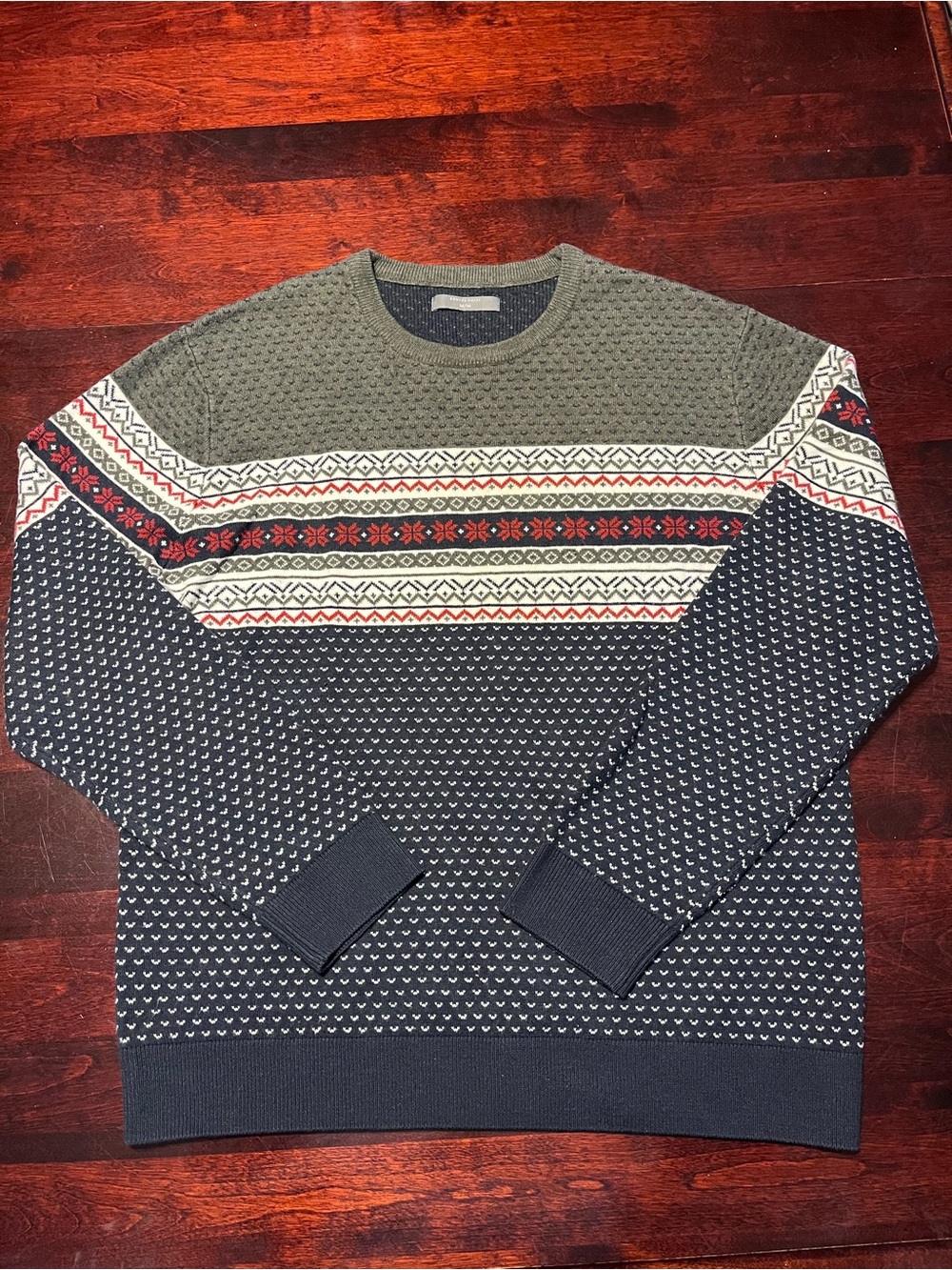 Denver Hayes Olive & Navy Fair Isle Crewneck Sweater